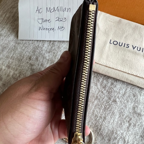 Louis Vuitton Mini Lin Key Pouch/ Cles - Picture 9 of 9